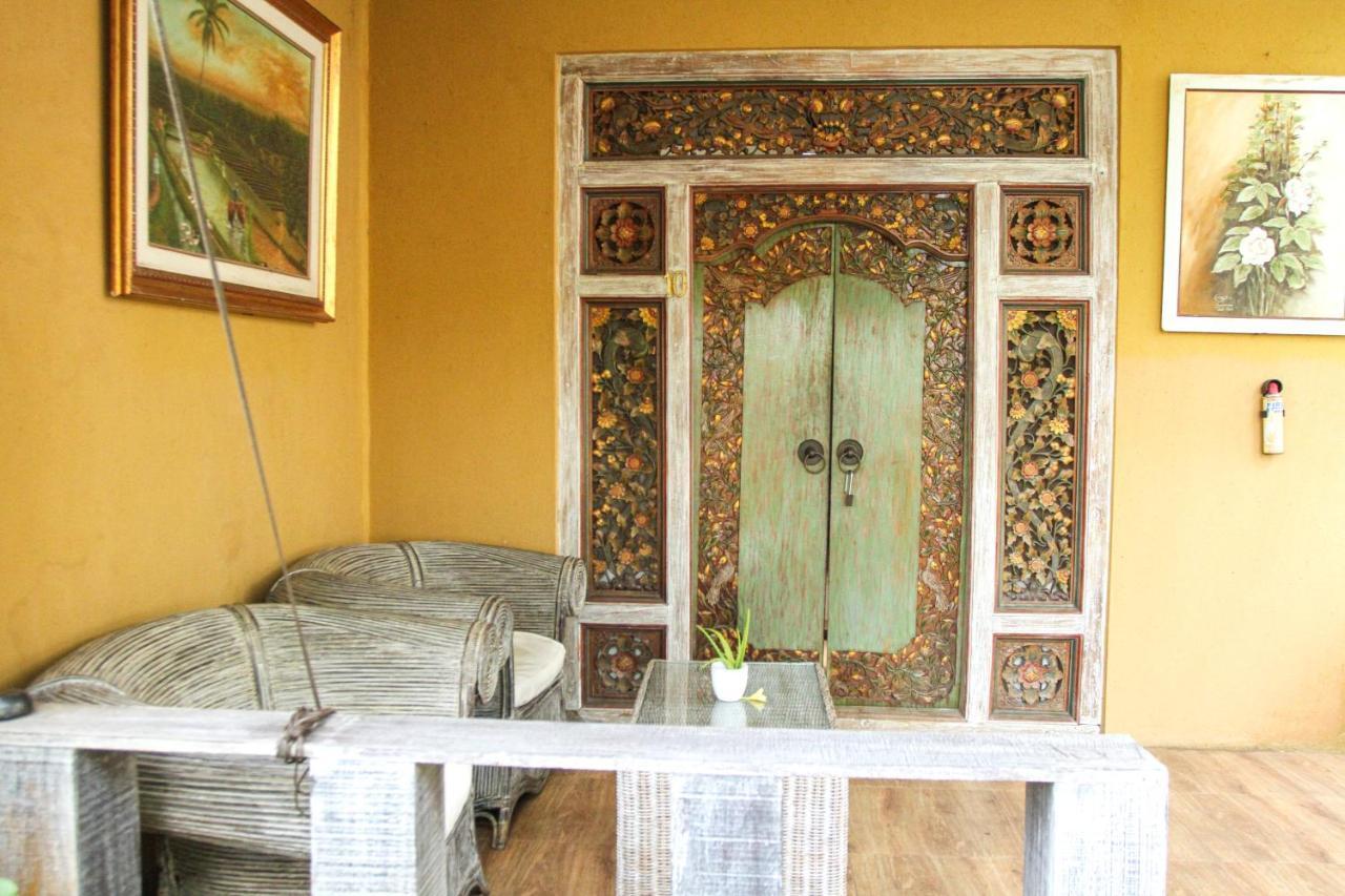 Kubu Sari Ubud Esterno foto