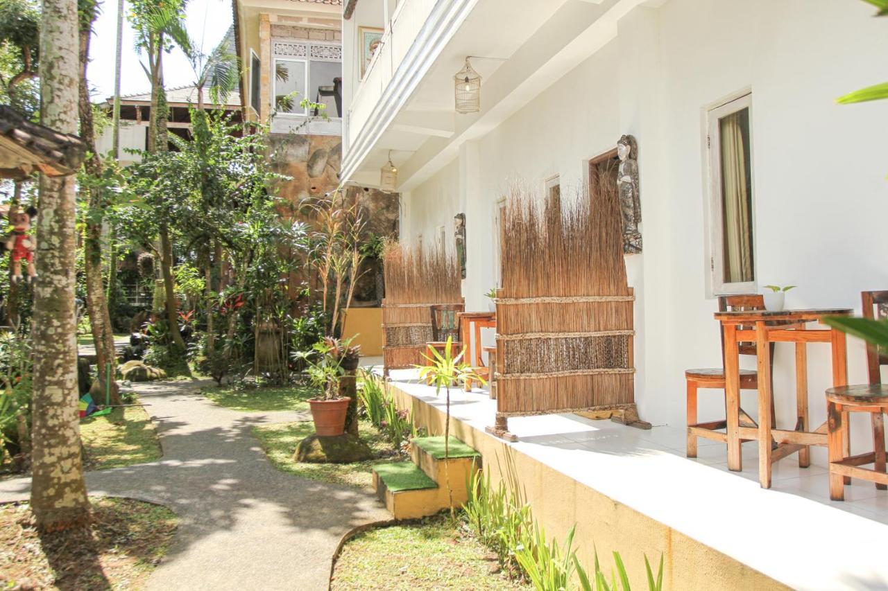 Kubu Sari Ubud Esterno foto